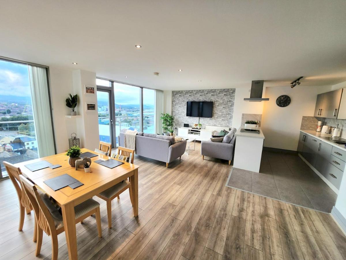 Pass The Keys Stunning Penthouse With Balcony Sunset Views Apartment Belfast Ngoại thất bức ảnh